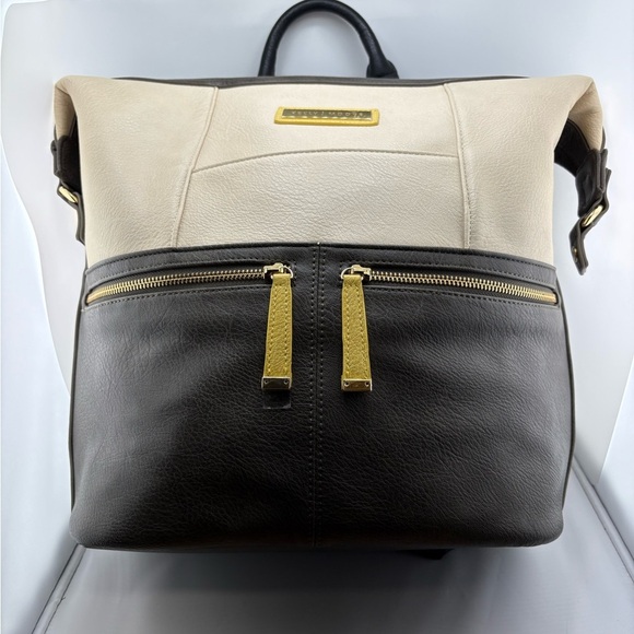 Kelly Moore Woodstock Camera Backpack – Cream & Gray Leather, Laptop + DSLR - Picture 1 of 8
